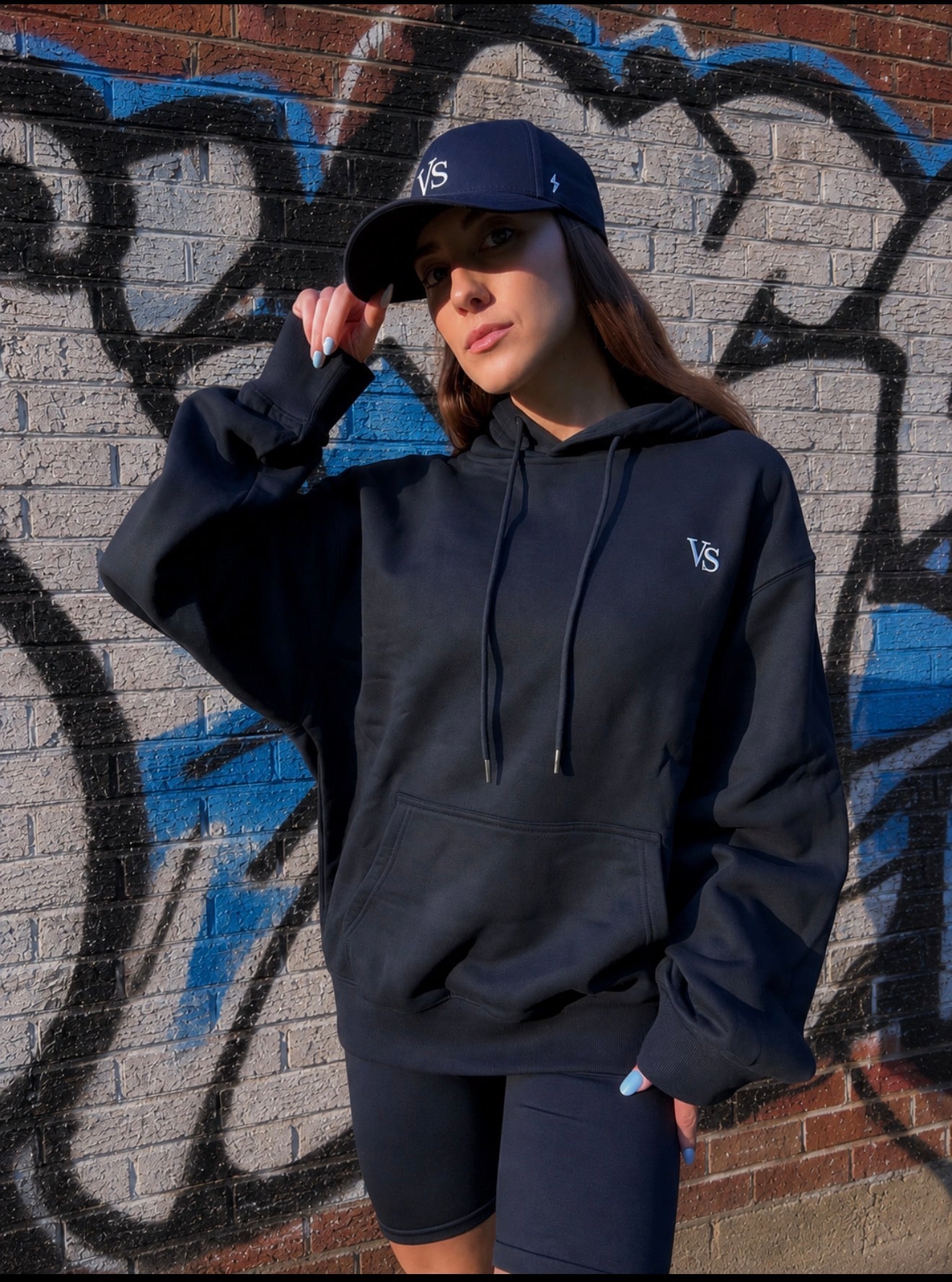 Vita & Sogno Signature Hoodie — Black