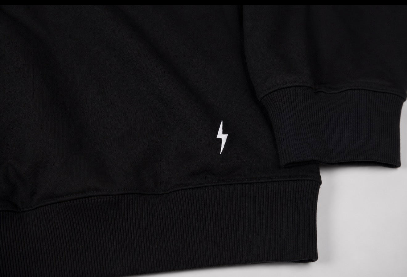 Vita & Sogno Signature Hoodie — Black